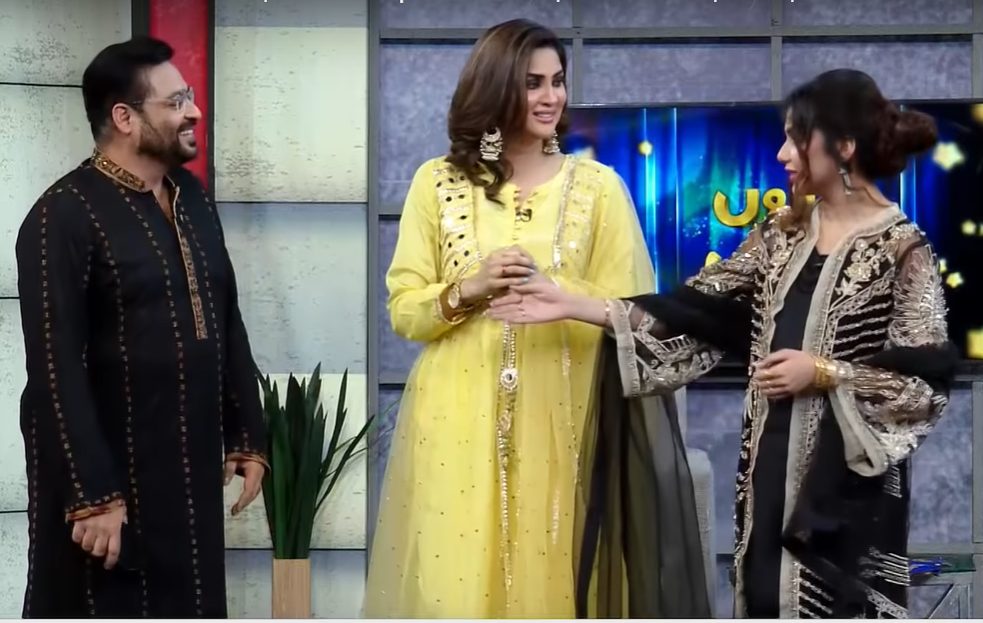 Aamir Liaquat proposed to Fiza Ali in front of his first and second wife