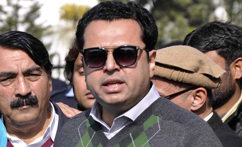 Fawad Chaudhry, Shireen Mazari hit out at Tallal Chaudry for his rude & sexist behaviour