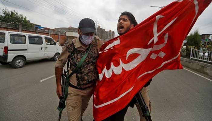 [GRAPHIC WARNING] Indian Army resorts to pellet guns in Kashmir to stop Muharram processions