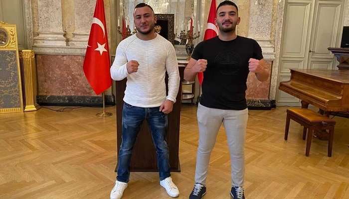 Young Muslim heroes praised for helping victims during Vienna attack