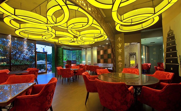 Islamabad bans indoor dining in hotels, restaurants