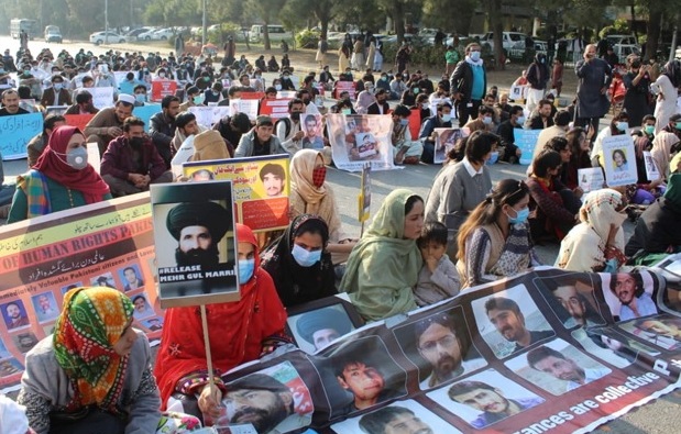 Baloch families end Islamabad sit-in after PM Imran’s pledge to meet them