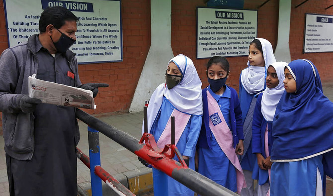 Schools to close in Lahore if more than three Covid cases found, 5,000 school tests a day