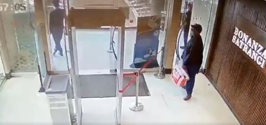 CM Sindh orders arrest of policemen involved in escape of accused in Dua Mangi kidnapping