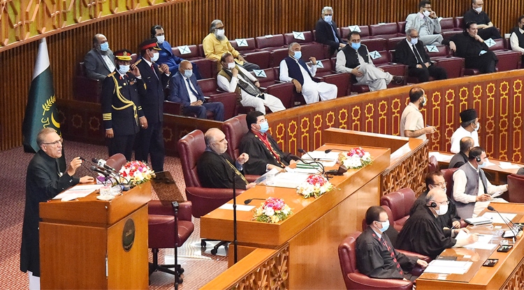 President Alvi calls off NA session without any official announcement