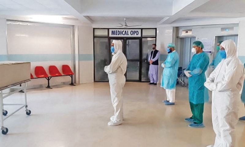 Pakistan reports no deaths due to Covid for the first time in two years