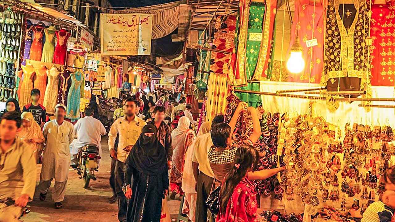 Eid-ul-Fitr 2022: Here’s why Pakistan is paying a lot more than last year for clothes, food