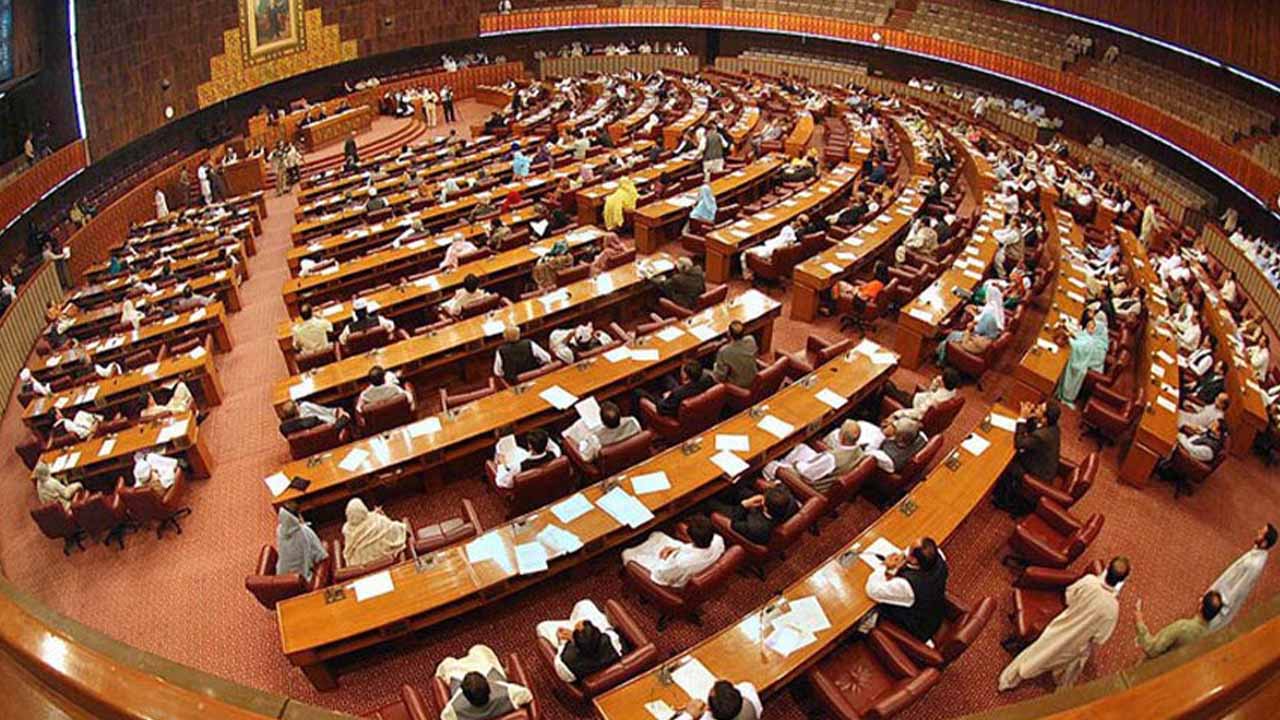 Petroleum levy of Rs50 per liter approved in Finance Bill 2022–23