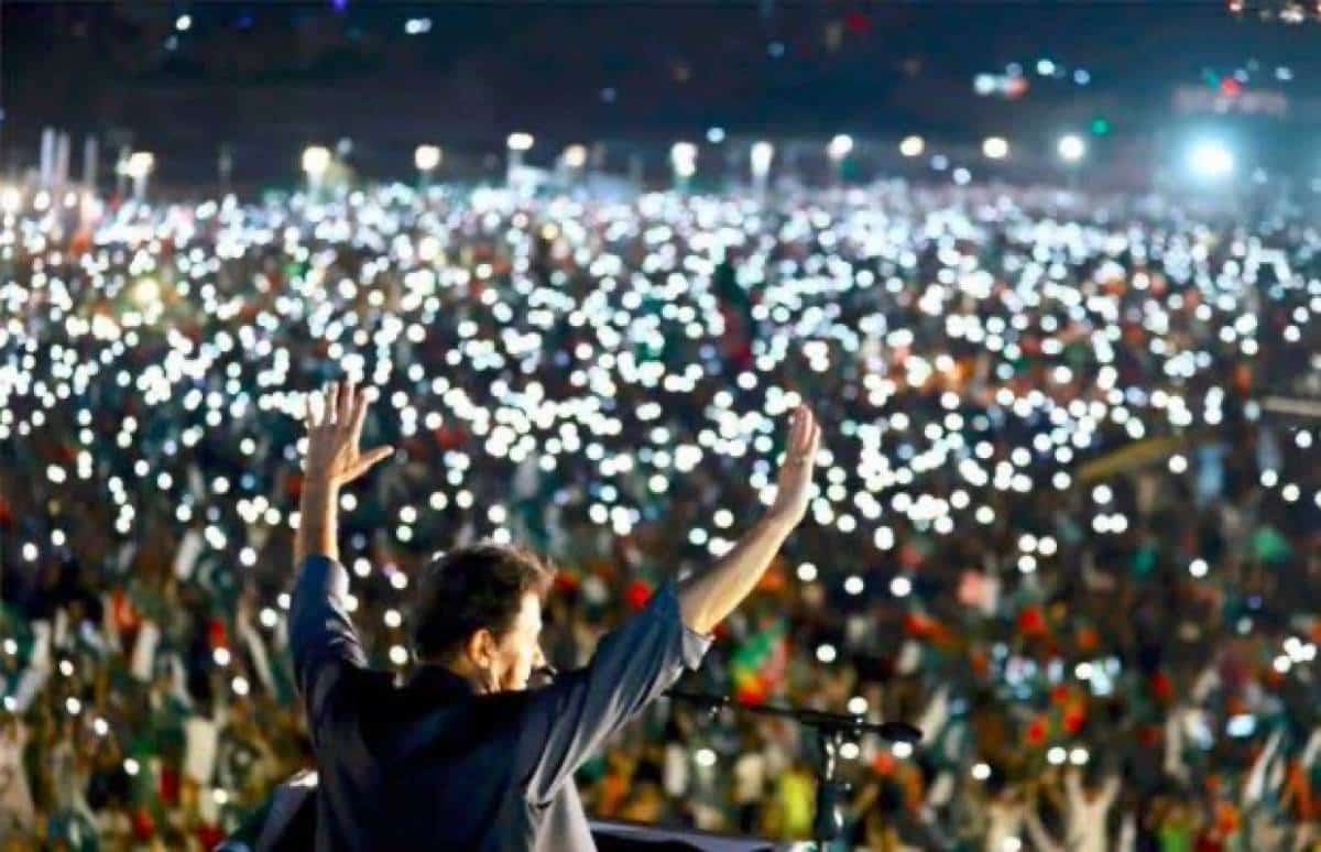 PEMRA imposes ban on live telecast of Imran Khan’s speeches