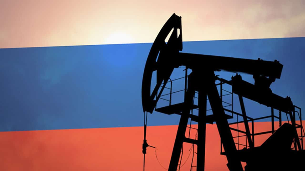 Pakistan places first order for discounted Russian crude oil