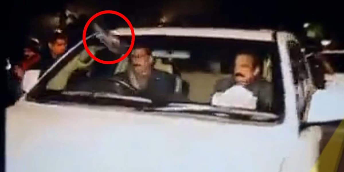 Video: Shoe thrown at Rana Sanaullah’s car