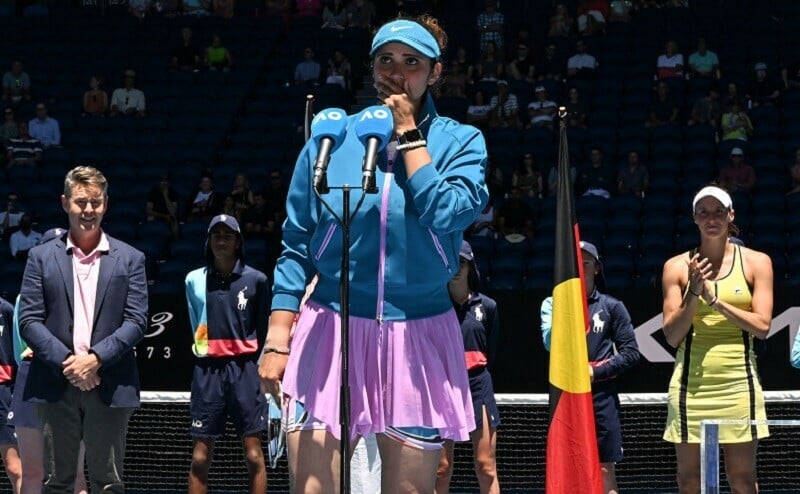 Video: Sania Mirza bids emotional farewell to tennis