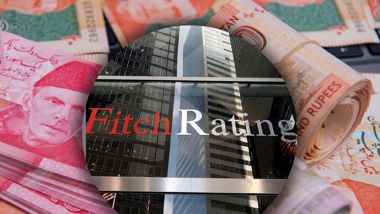 Pakistan’s credit rating maintained by Fitch at ‘CCC’ amidst financing challenges