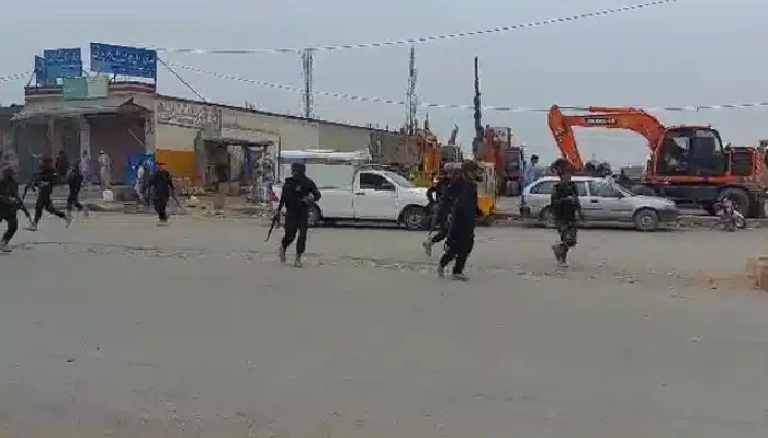 Cop martyred, eight injured in Khyber district blast