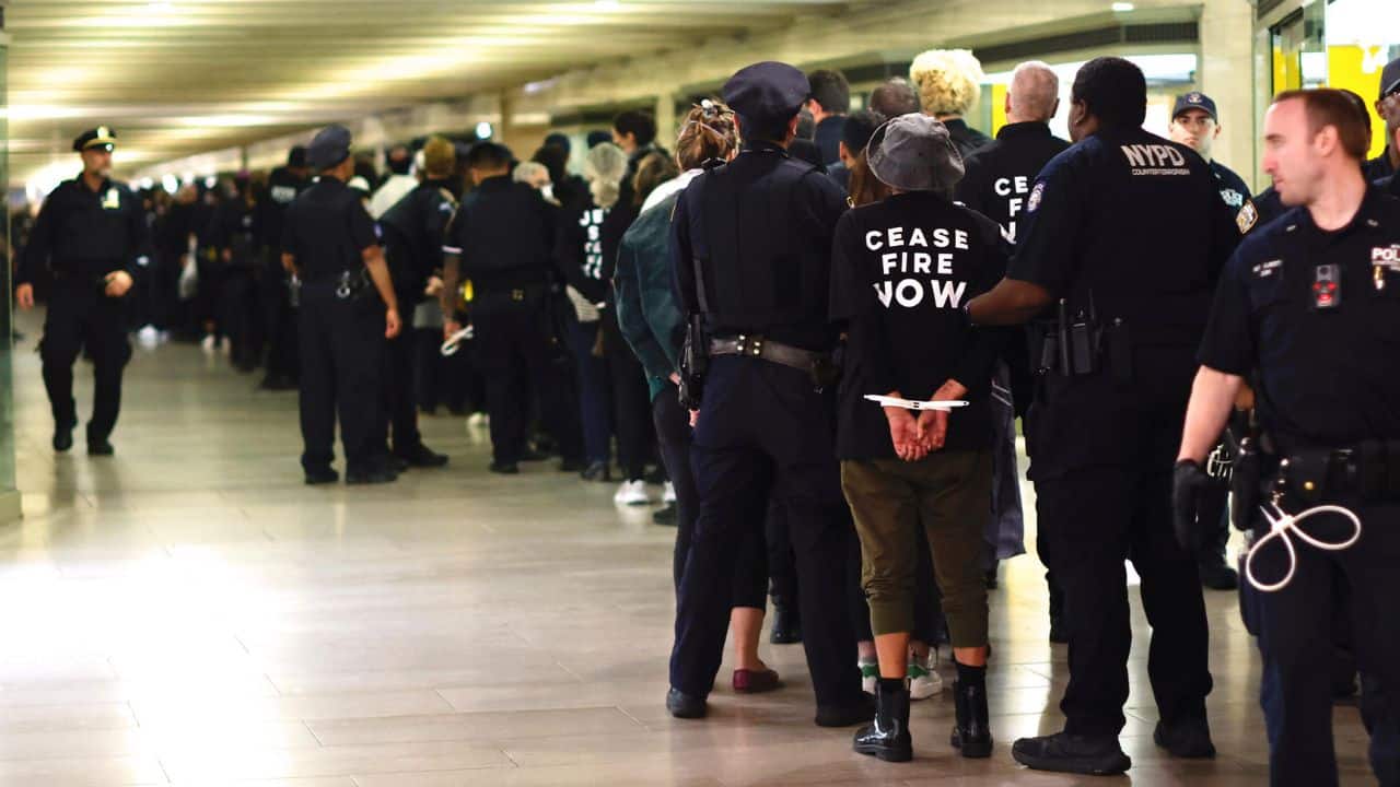 New York police arrest hundreds at Jewish protest urging Gaza ceasefire