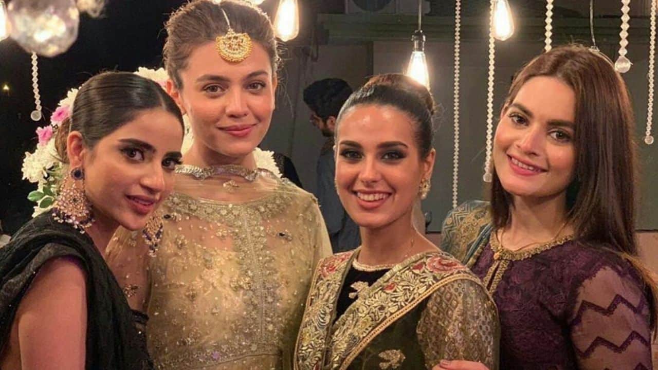 Aiman Khan, Saboor Aly, shower love on Zara Noor Abbas as she announces pregnancy