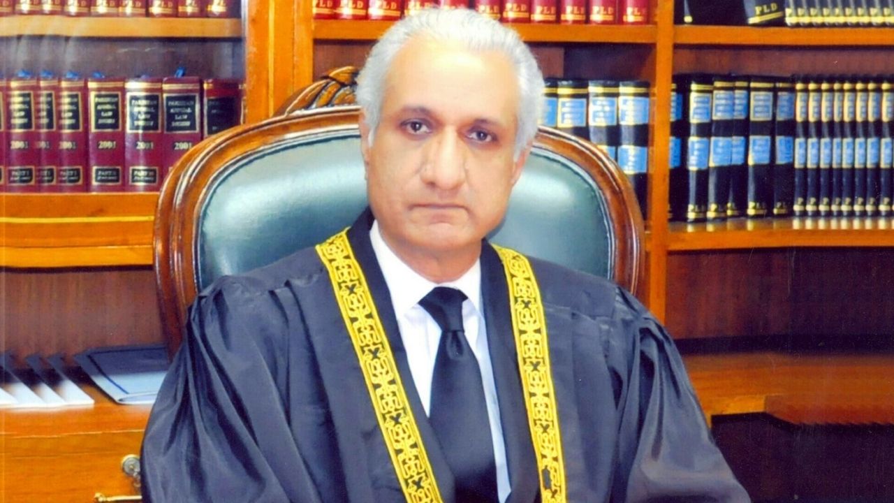 Two judges in a row: Future Chief Justice, Justice Ijaz ul Ahsan resigns