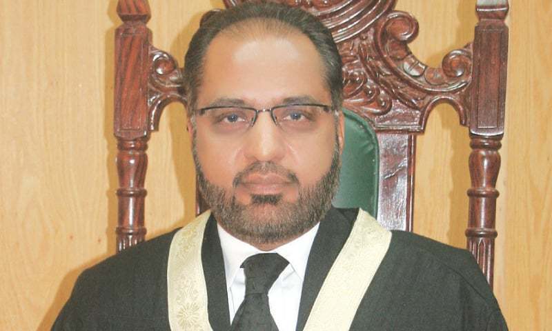 SC declares dismissal of former IHC judge Shaukat Aziz Siddiqui unlawful.