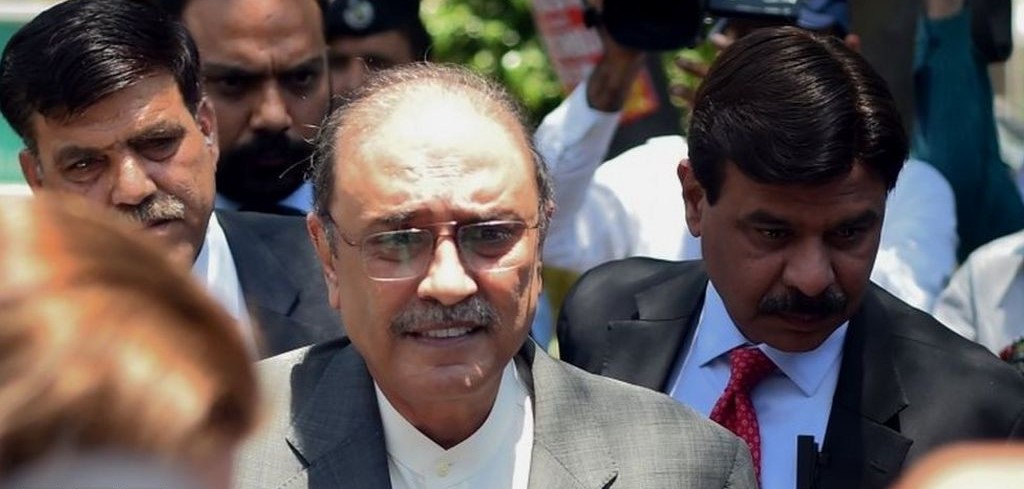Zardari wants to use presidential protection in NAB cases