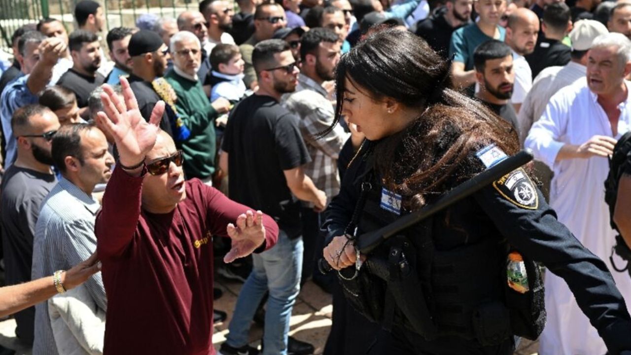 Palestinian Muslims mark sad and tense ‘holiest Ramadan night’ in Jerusalem