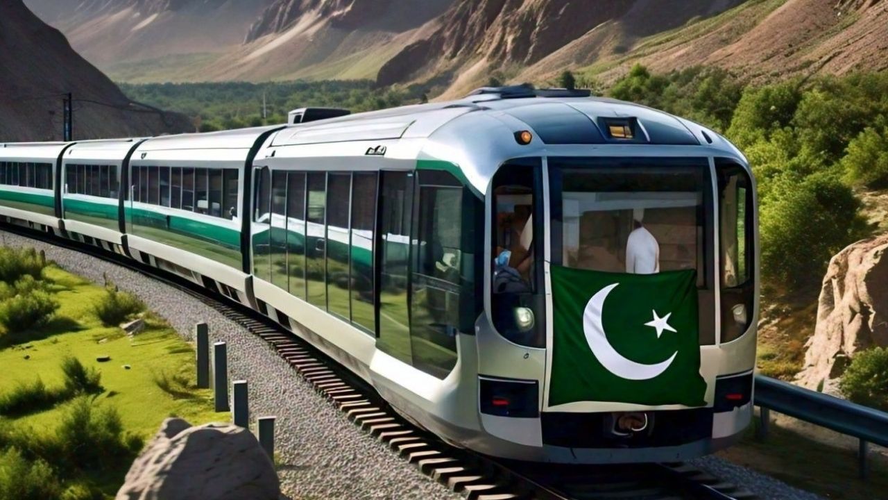 New tourist ‘glass train’ to soon run between Rawalpindi, Murree