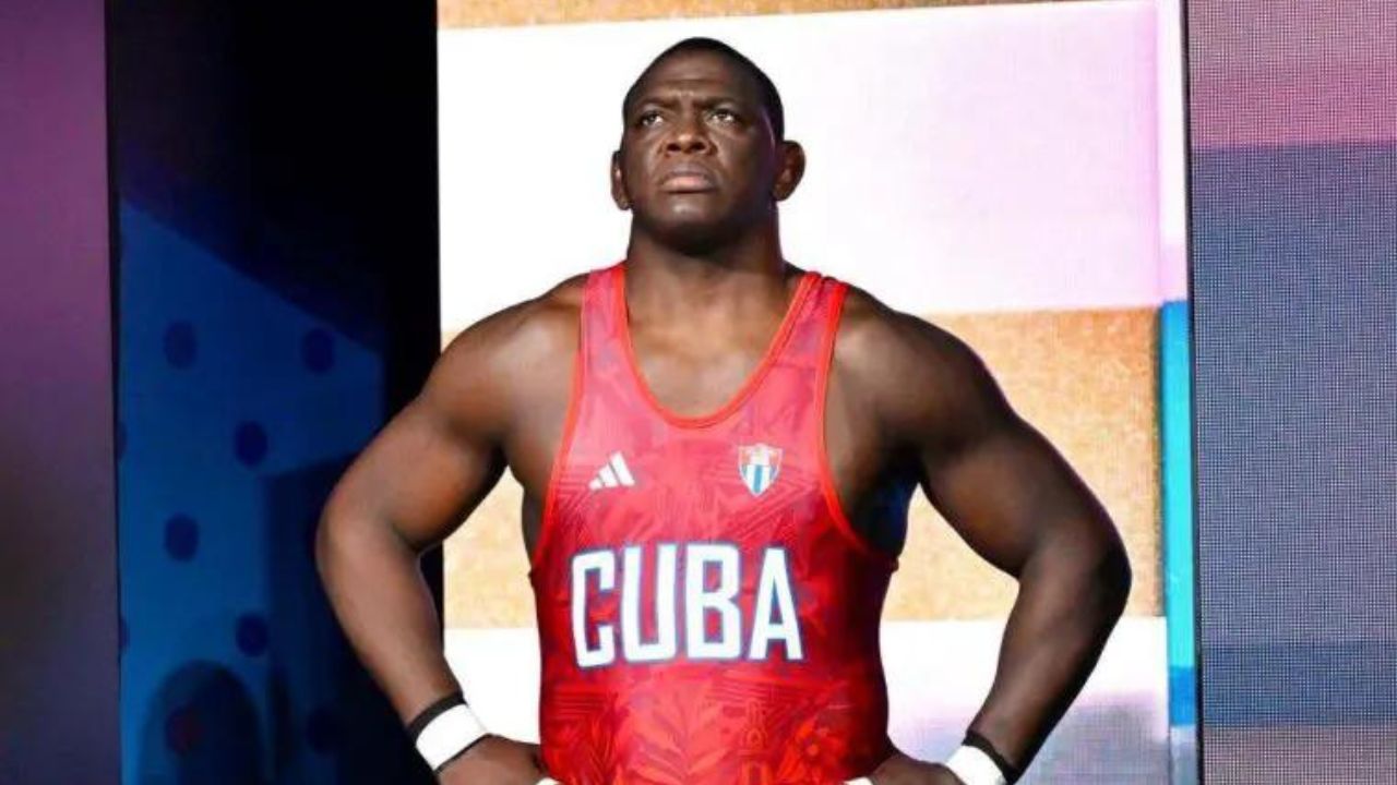 Cuban wrestler creates history by winning five consecutive gold medals at Olympics