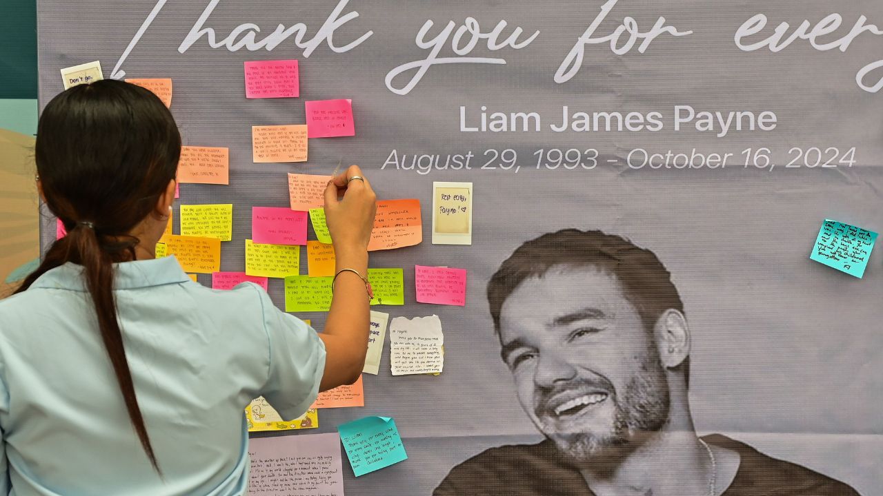 Fans gather to mourn Liam Payne’s death at UK and other vigils 